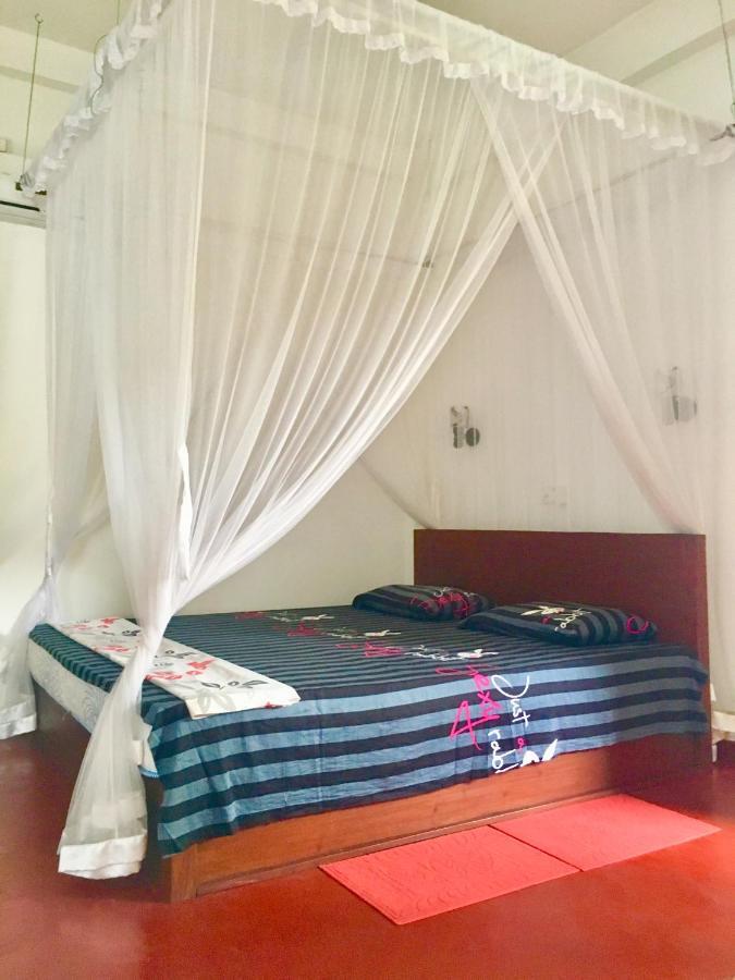 Vivid Lanka Bed & Breakfast Bentota Exterior photo